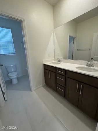 $3,350 | 599 La Vista Acrs Lane, Las Vegas, NV 89138