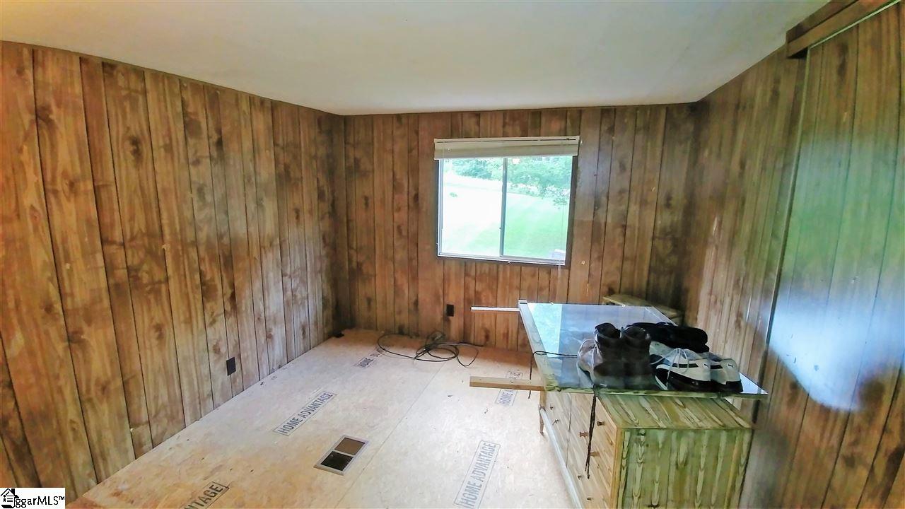 1976 Old Grove Road Piedmont, SC 29673 - Photo 23 of 26 Gallery Image 23