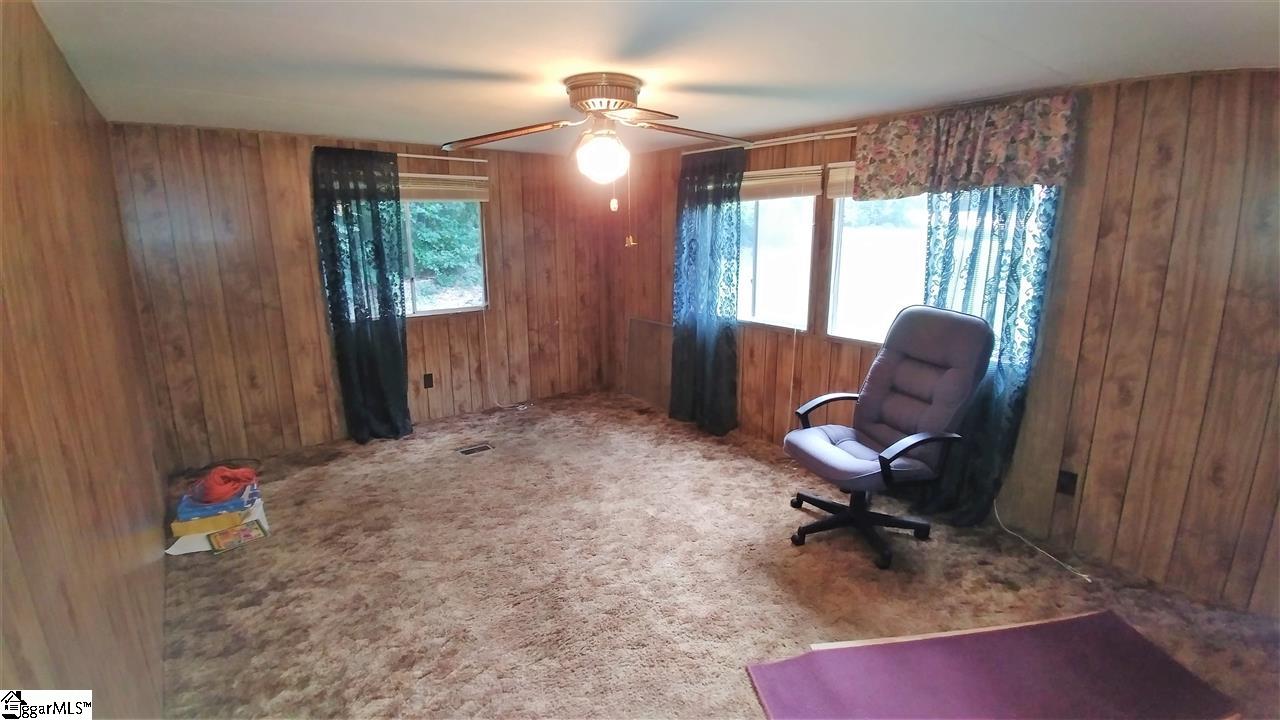 1976 Old Grove Road Piedmont, SC 29673 - Photo 5 of 26 Gallery Image 5