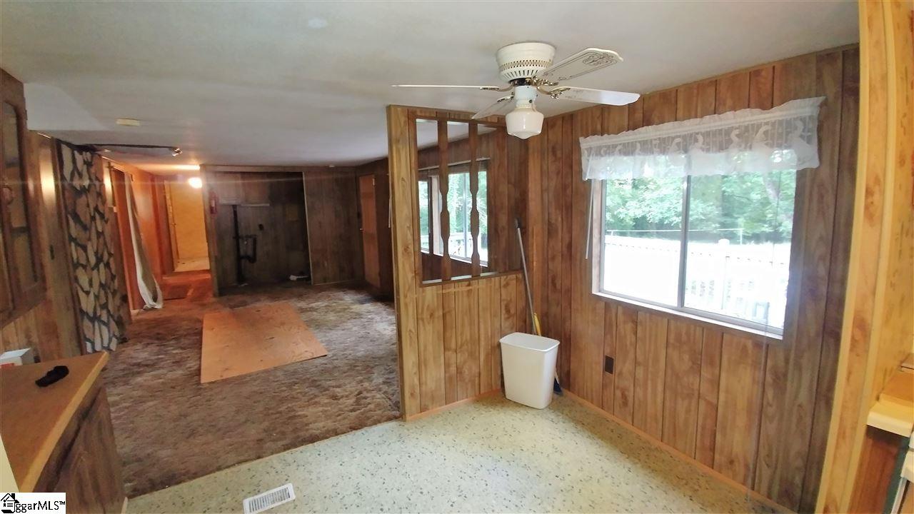 1976 Old Grove Road Piedmont, SC 29673 - Photo 8 of 26 Gallery Image 8