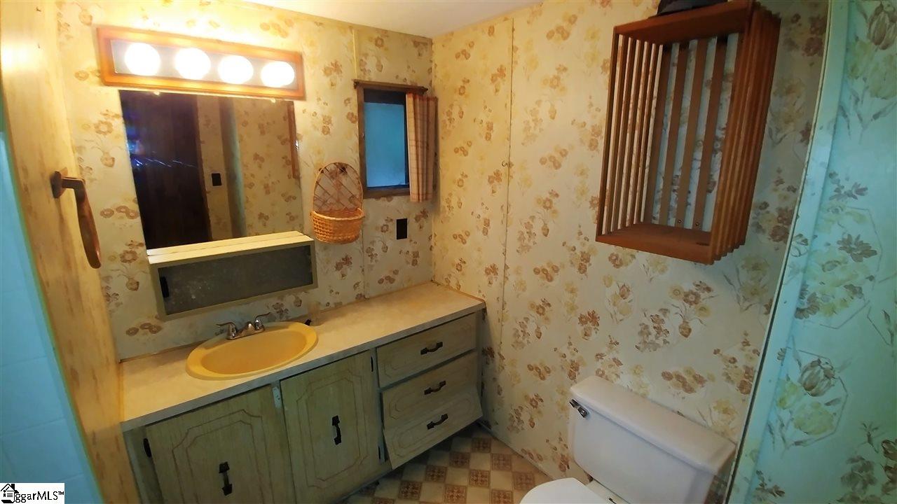 1976 Old Grove Road Piedmont, SC 29673 - Photo 10 of 26 Gallery Image 10