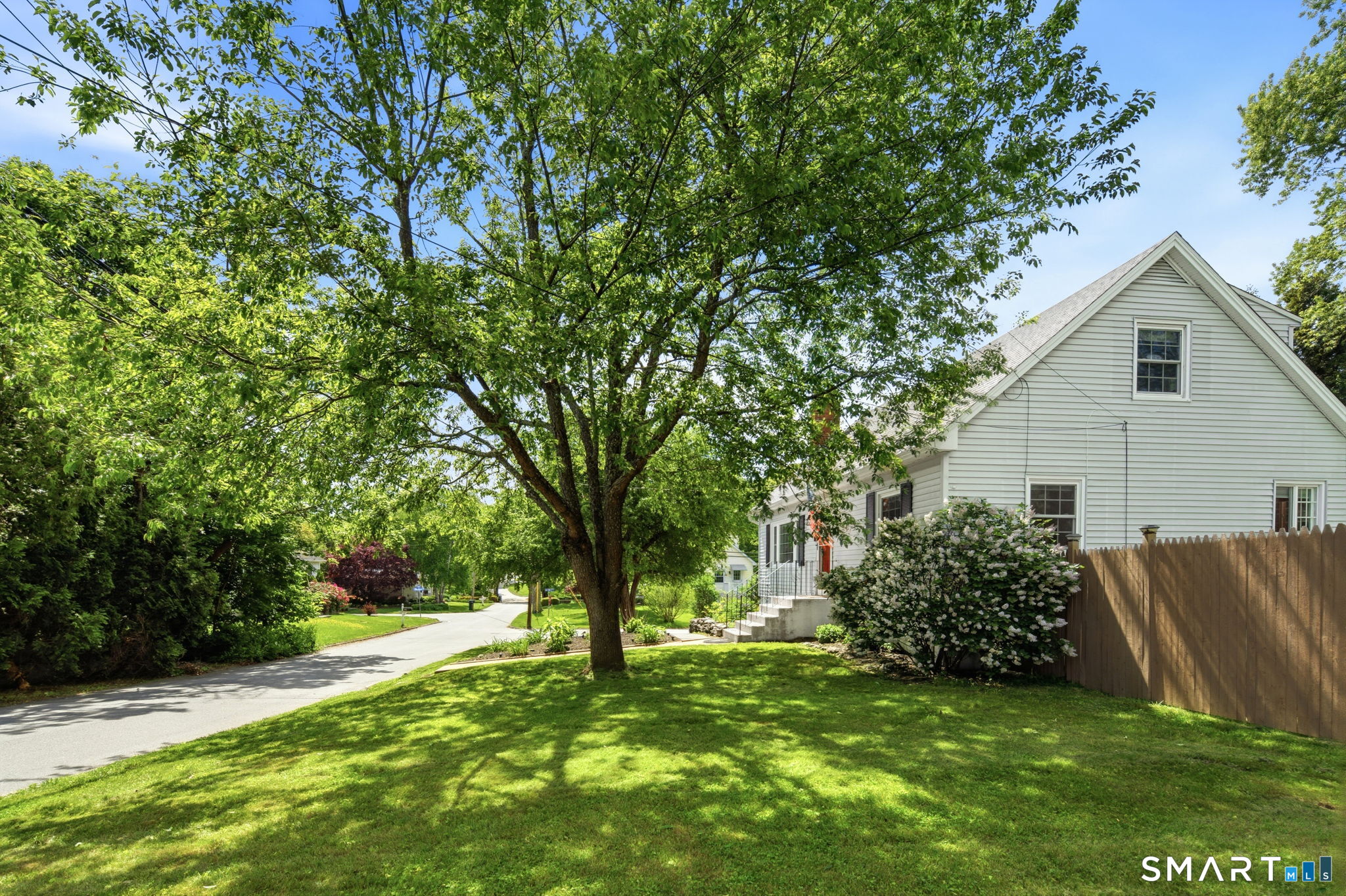229 Old Salem Road Norwich, CT 06360 - Photo 5 of 35