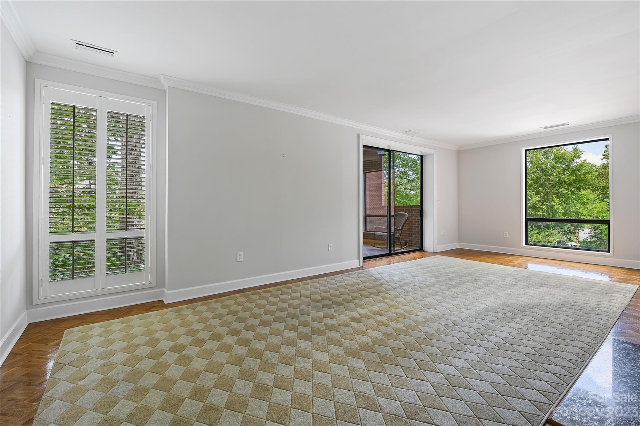 816 Cherokee Road, Unit H Charlotte, NC 28207 - Photo 11 of 31