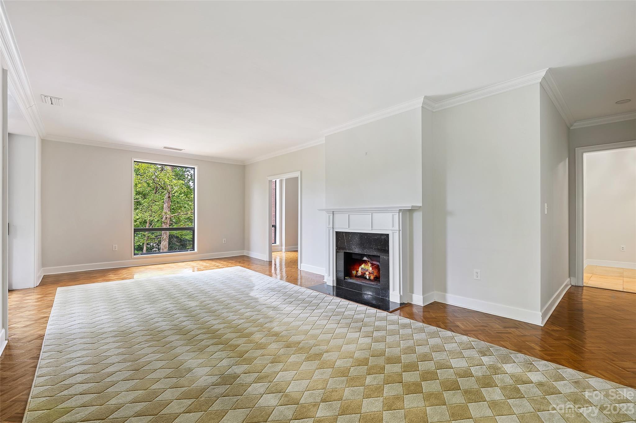 816 Cherokee Road, Unit H Charlotte, NC 28207 - Photo 12 of 31