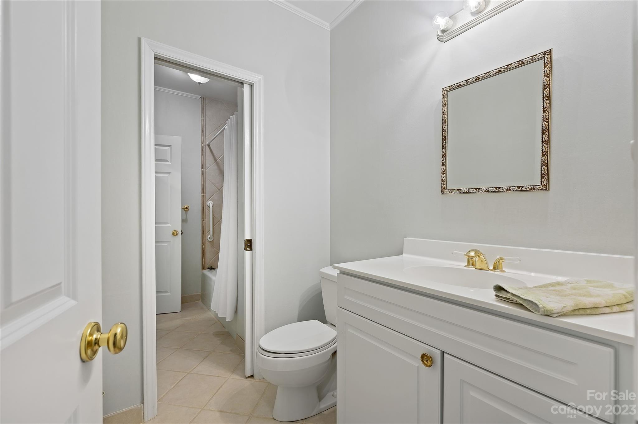 816 Cherokee Road, Unit H Charlotte, NC 28207 - Photo 21 of 31