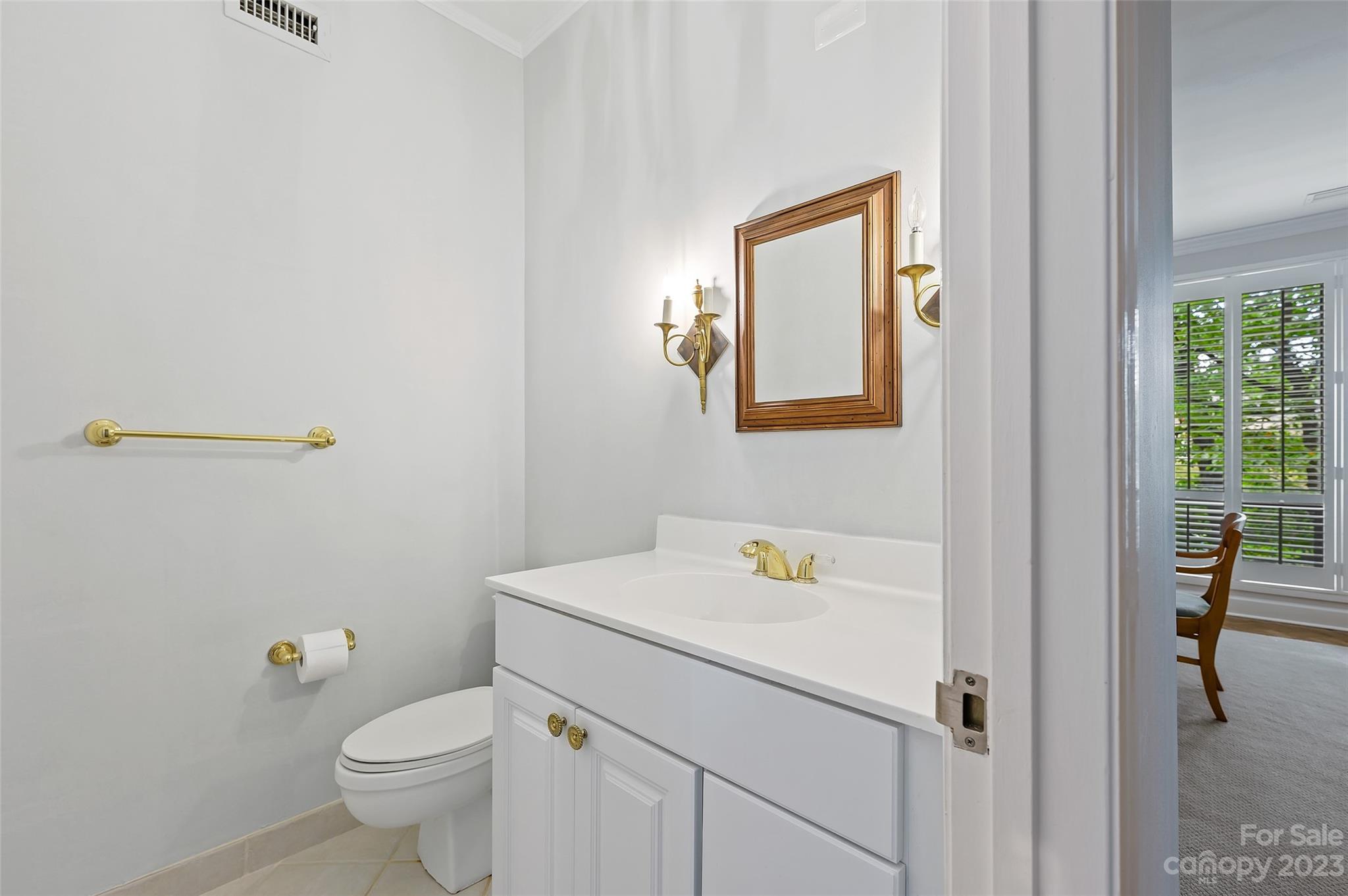 816 Cherokee Road, Unit H Charlotte, NC 28207 - Photo 22 of 31