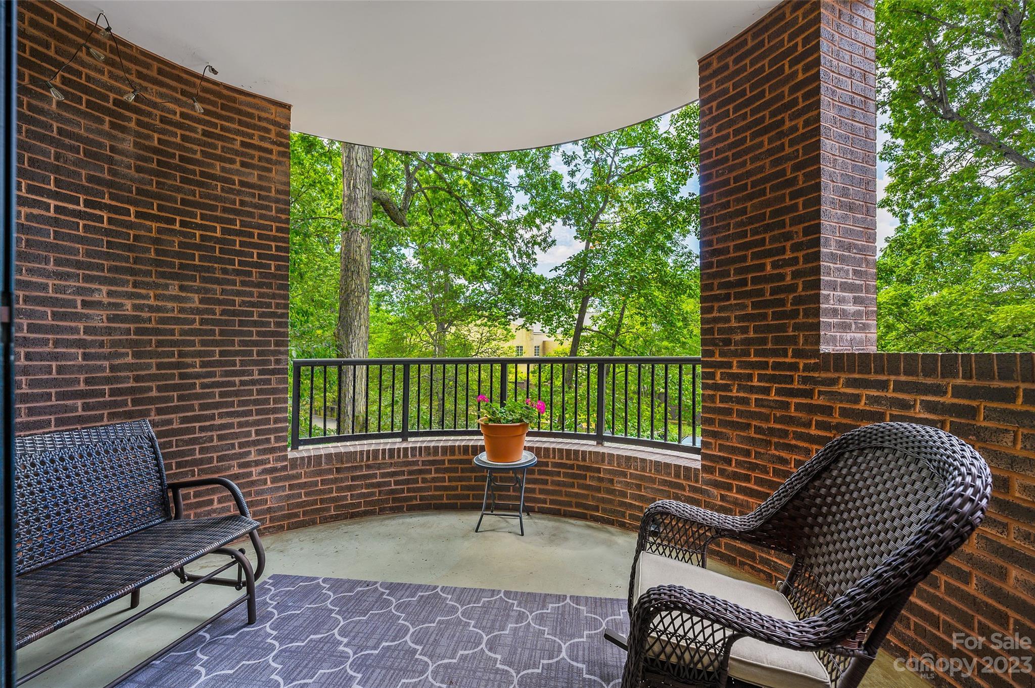 816 Cherokee Road, Unit H Charlotte, NC 28207 - Photo 23 of 31