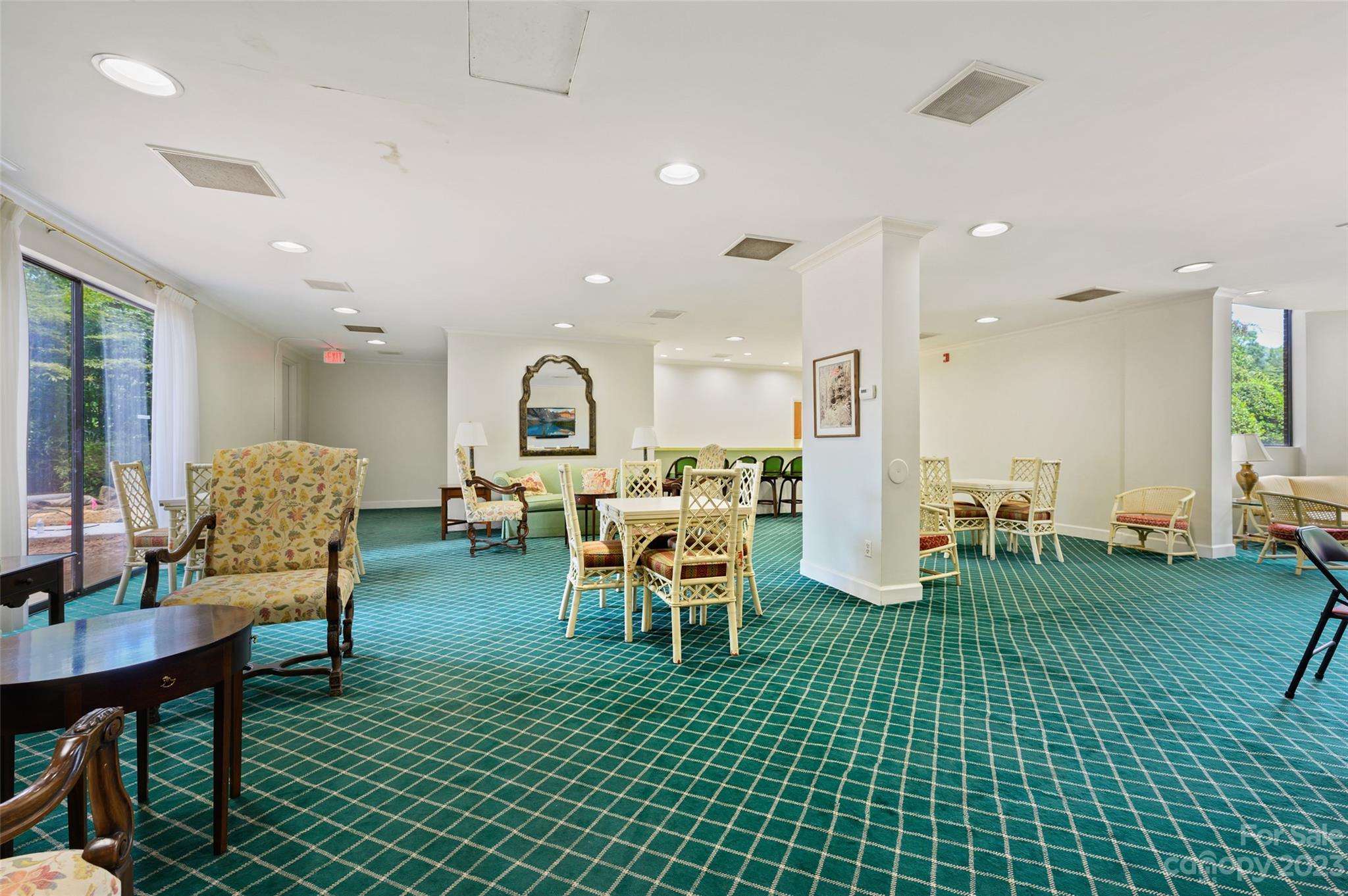 816 Cherokee Road, Unit H Charlotte, NC 28207 - Photo 26 of 31