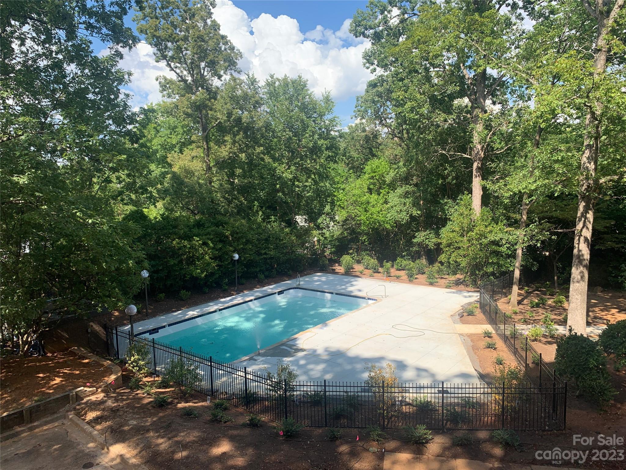 816 Cherokee Road, Unit H Charlotte, NC 28207 - Photo 31 of 31