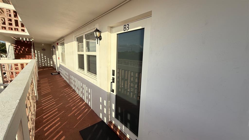 10 Southeast 13th Street, Unit B3 Boca Raton, FL 33432 - Photo 60 of 85 a view of a balcony