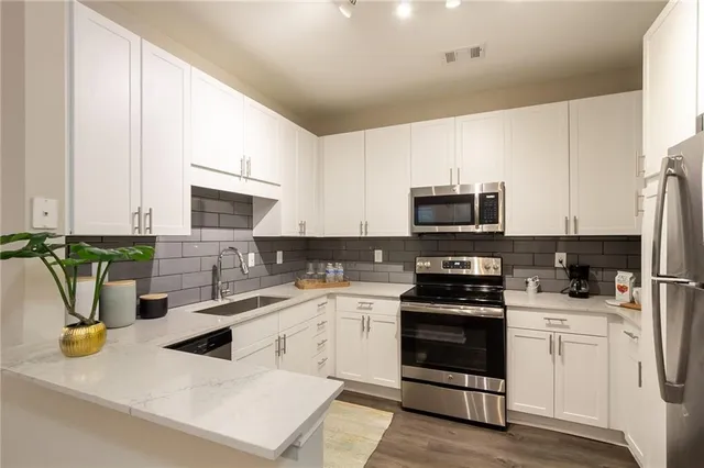 $1,473 | 433 Highland Avenue Northeast, Unit 11216, Atlanta, GA 30312