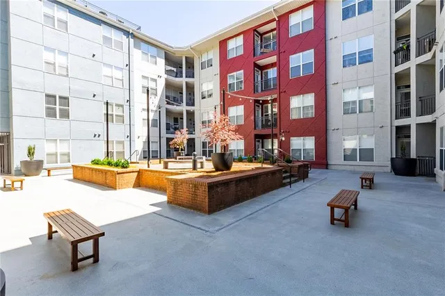 $1,473 | 433 Highland Avenue Northeast, Unit 11216, Atlanta, GA 30312