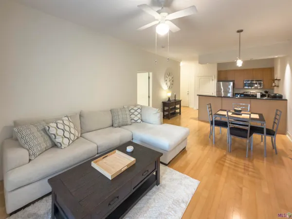 $1,575 | 7707 Bluebonnet Boulevard, Unit 408, Baton Rouge, LA 70810