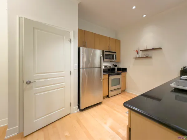 $1,575 | 7707 Bluebonnet Boulevard, Unit 408, Baton Rouge, LA 70810