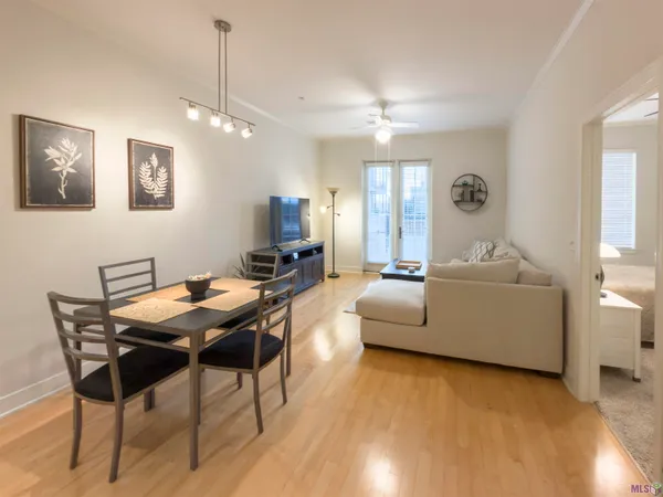 $2,500 | 7707 Bluebonnet Boulevard, Unit 215, Baton Rouge, LA 70810