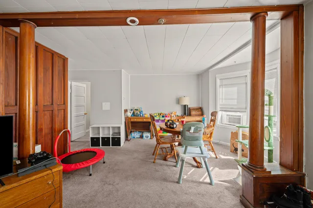 $199,000 | 422 North Main Street, Watervliet, MI 49098