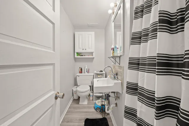 $199,000 | 422 North Main Street, Watervliet, MI 49098