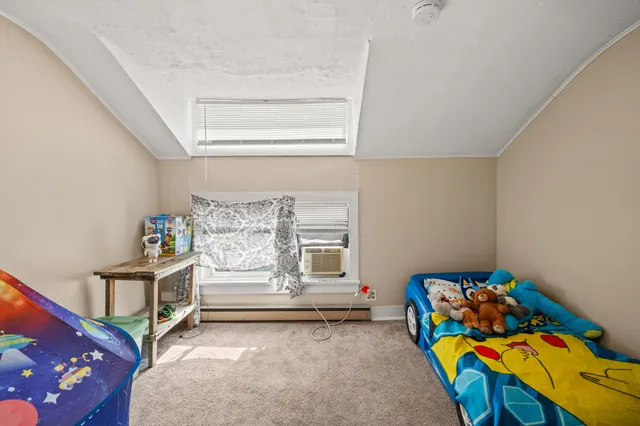 $199,000 | 422 North Main Street, Watervliet, MI 49098