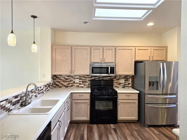 $2,000 | 2545 Springville Way, Henderson, NV 89052