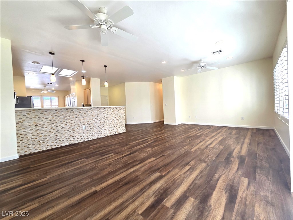 2545 Springville Way Henderson, NV 89052 - Photo 10 of 23