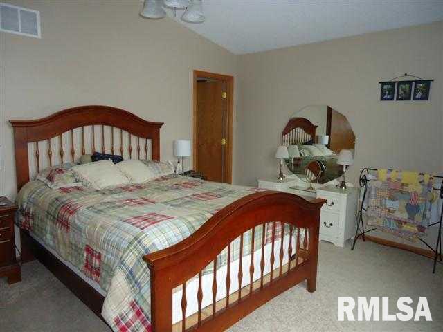13512 139th Street West Taylor Ridge, IL 61284 - Photo 11 of 20 Gallery Image 11