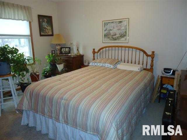 13512 139th Street West Taylor Ridge, IL 61284 - Photo 12 of 20 Gallery Image 12