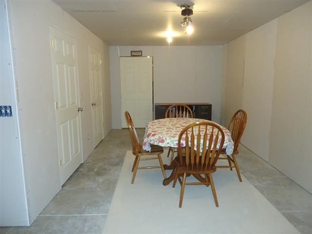 13512 139th Street West Taylor Ridge, IL 61284 - Photo 17 of 20 Gallery Image 17