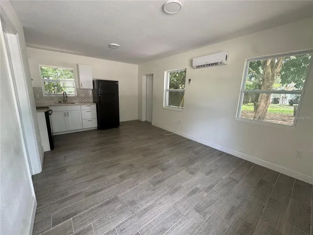 $1,400 | 1529 Sadlon Avenue, Clearwater, FL 33756