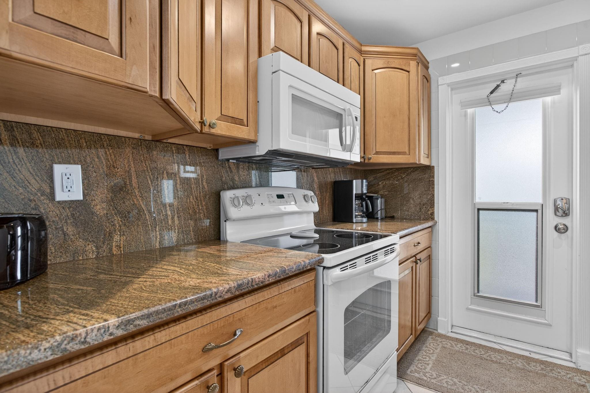 505 North Riverside Drive, Unit 21 Pompano Beach, FL 33062 - Photo 11 of 24 Photo 11