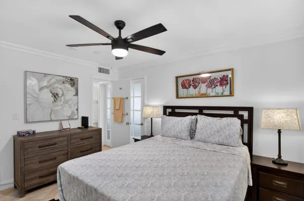 $425,000 | 505 North Riverside Drive, Unit 21, Pompano Beach, FL 33062