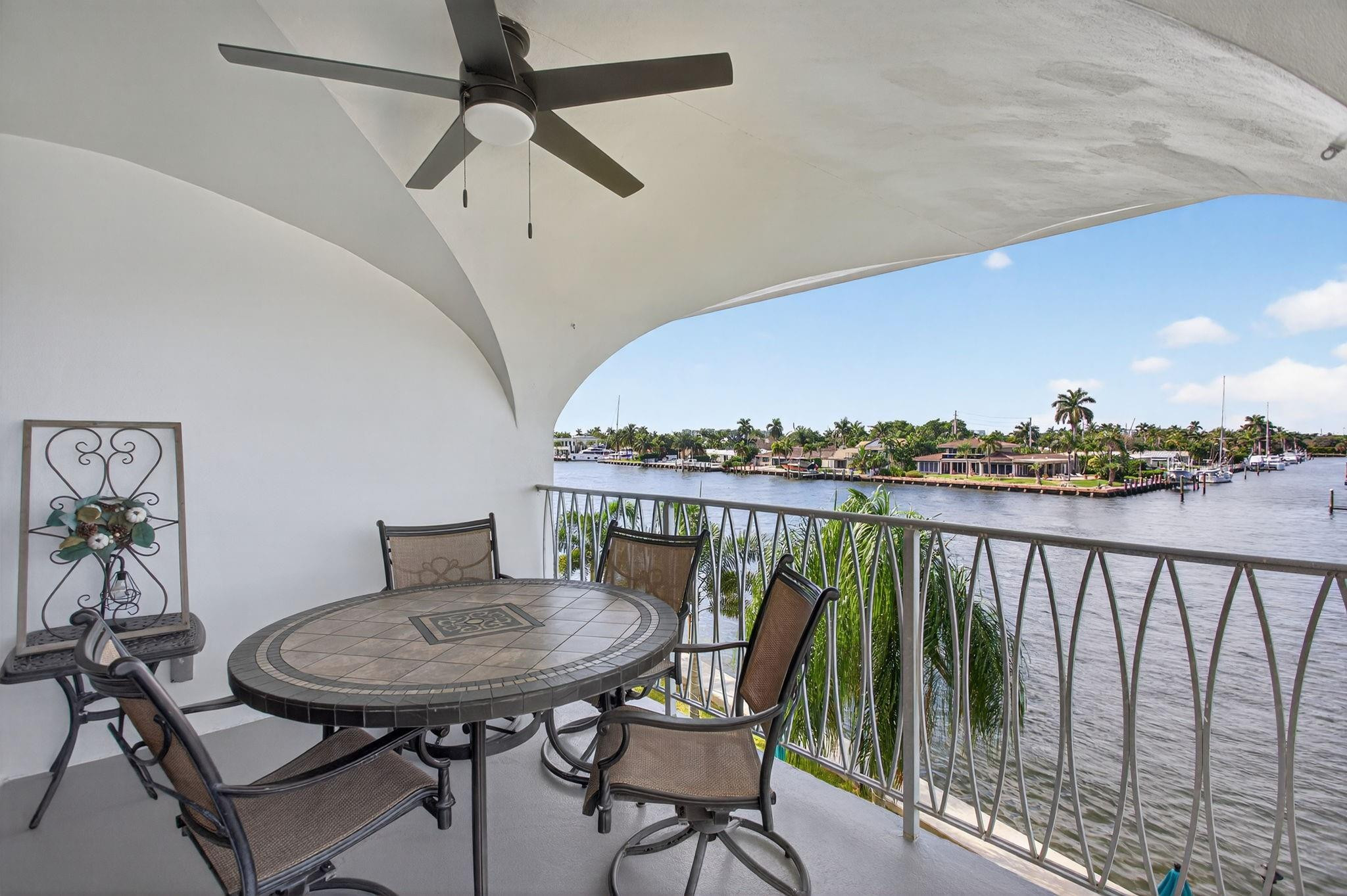 505 North Riverside Drive, Unit 21 Pompano Beach, FL 33062 - Photo 2 of 24 Photo 2