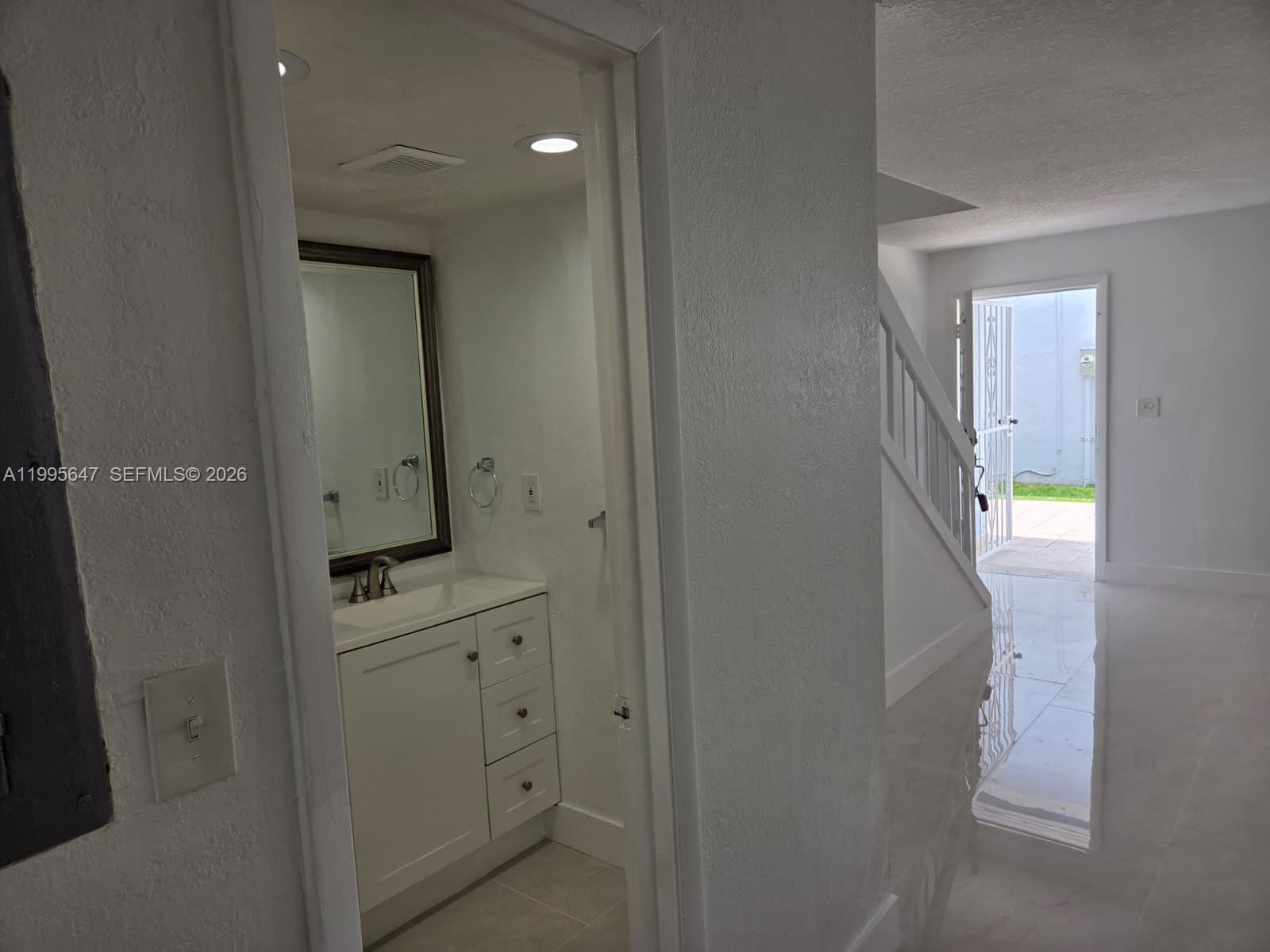 550 Southwest 115th Avenue, Unit 405H Sweetwater, FL 33174 - Photo 11 of 43