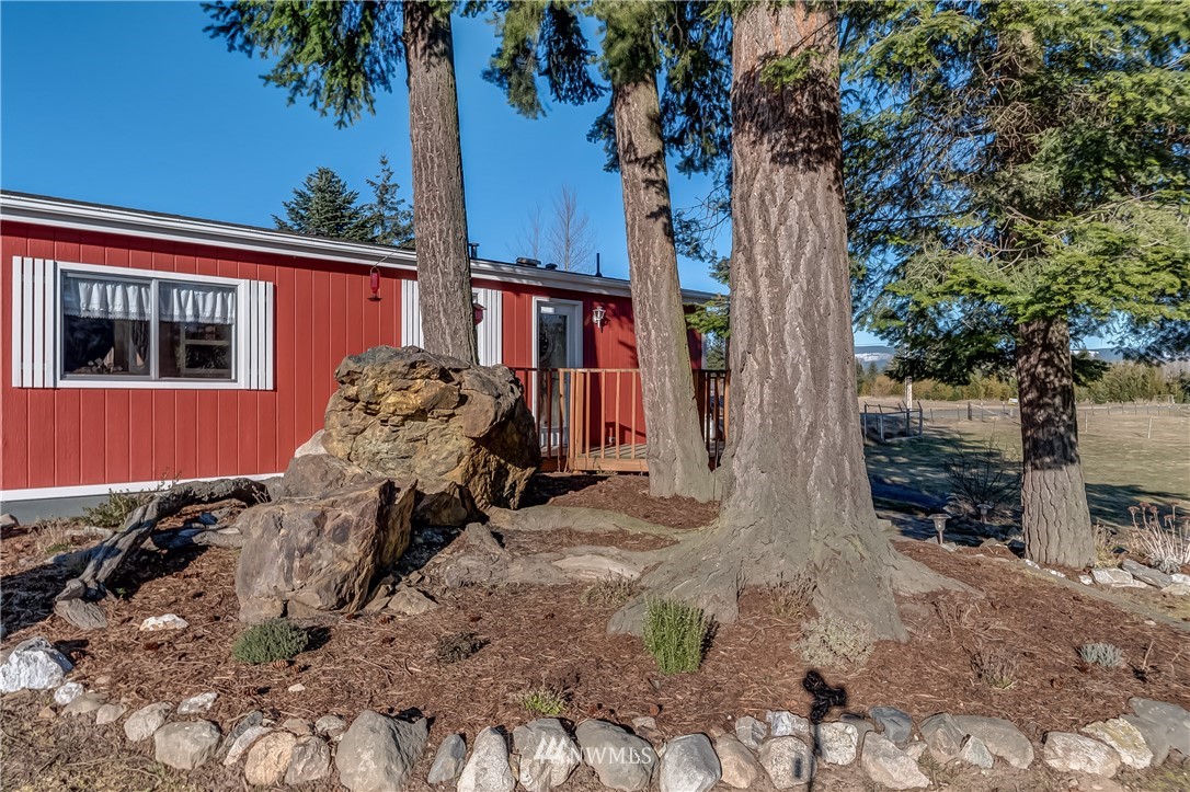 1975 Harmony Road Bellingham, WA 98226 - Photo 22 of 24 Gallery Image 22