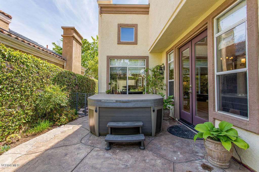 11245 Bentcreek Road Moorpark, CA 93021 - Photo 45 of 48 a front view of a house with outdoor space