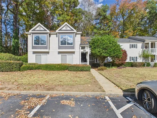 $264,900 | 32 Rumson Court, Smyrna, GA 30080