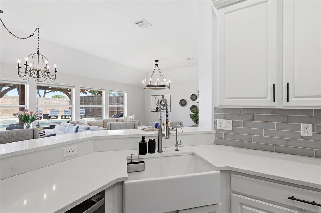 11010 Spring Lake Road Frisco, TX 75035 - Photo 14 of 38