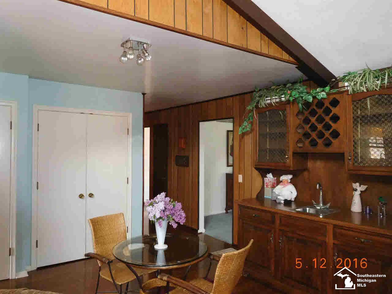 1364 Strasburg Road Monroe, MI 48161 - Photo 23 of 36 21147553-22.JPG