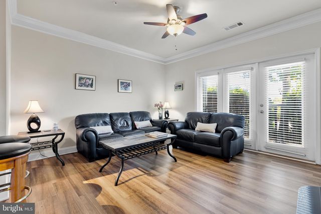 $270,000 | 501 Hungerford Drive, Unit P81, Rockville, MD 20850