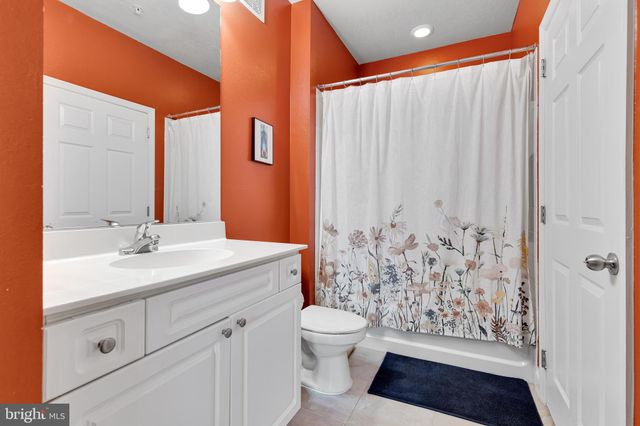 $270,000 | 501 Hungerford Drive, Unit P81, Rockville, MD 20850