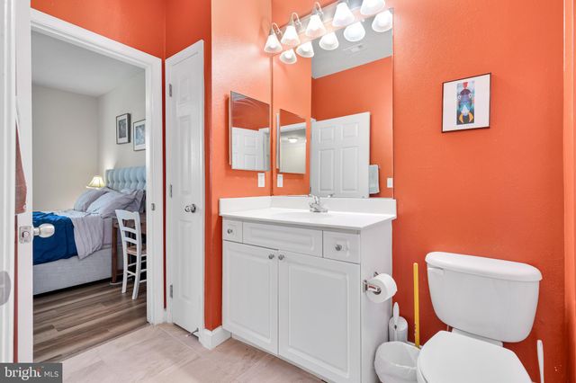 $270,000 | 501 Hungerford Drive, Unit P81, Rockville, MD 20850