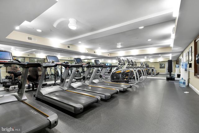 $270,000 | 501 Hungerford Drive, Unit P81, Rockville, MD 20850