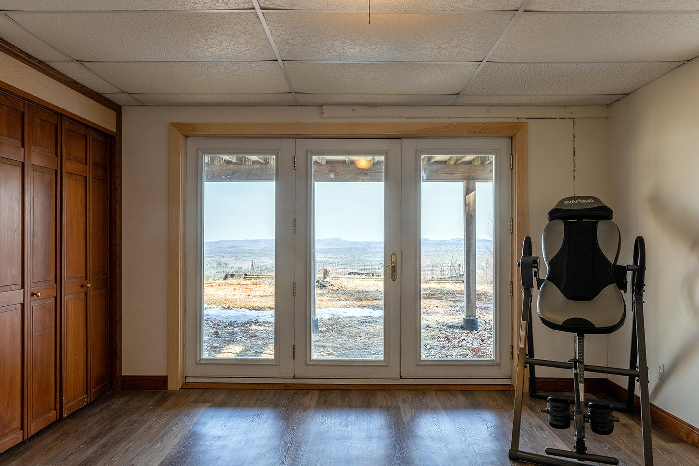 568 Pinnacle Road Liberty, ME 04949 - Photo 30 of 51 Family Room