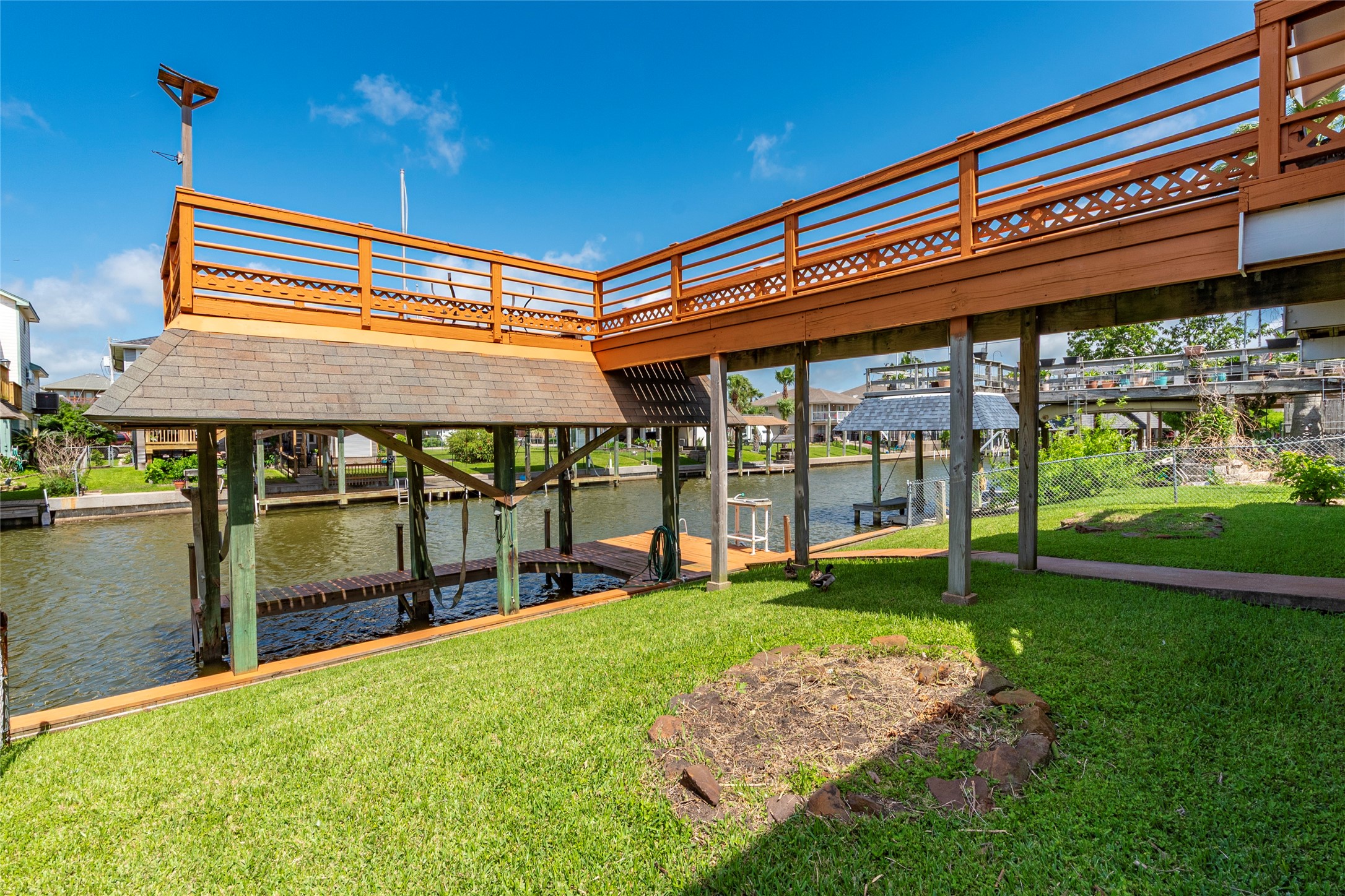 3 Pelican La Marque, TX 77568 - Photo 23 of 46 a view of a house with a yard balcony and sitting area