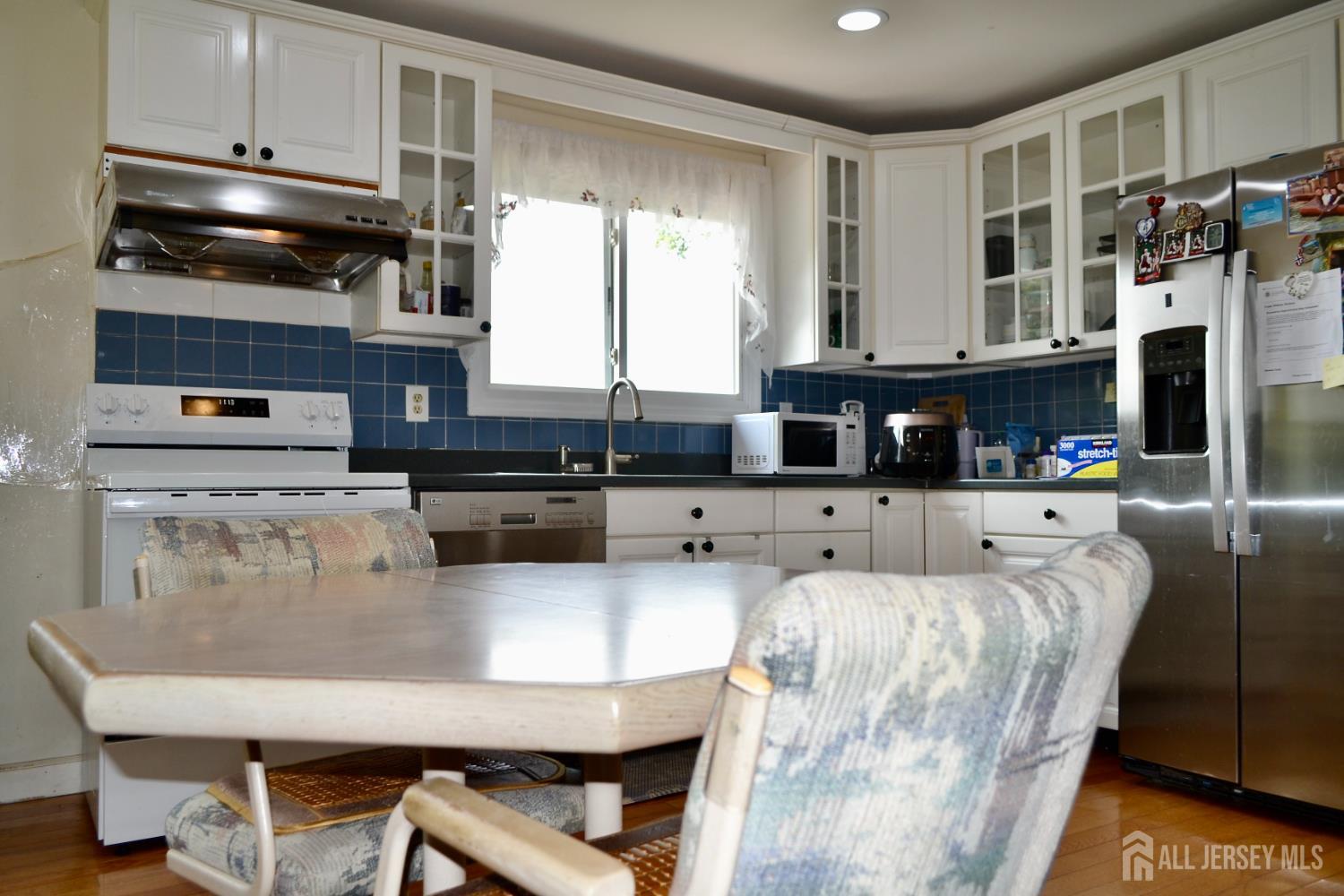 2 Albemarle Road East Brunswick, NJ 08816 - Photo 7 of 24