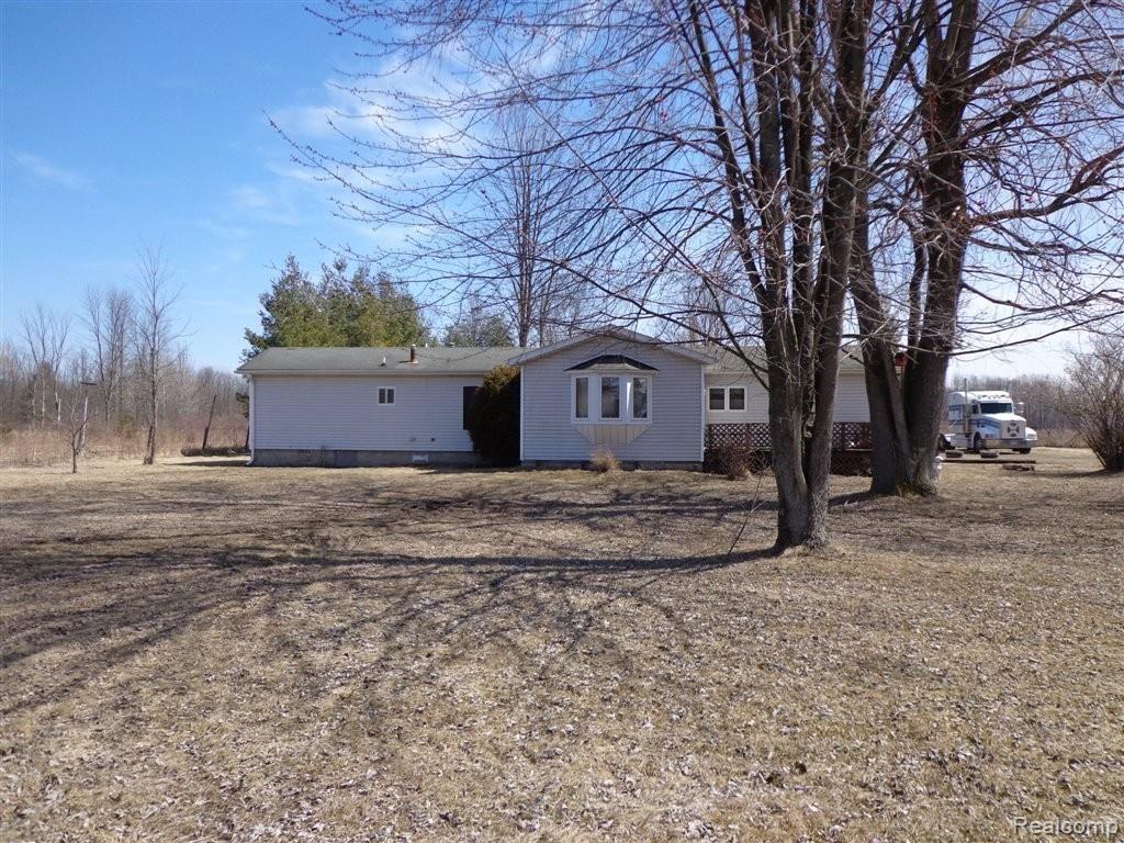 1672 Allen Road Smiths Creek, MI 48074 - Photo 2 of 11 DSC00041.JPG