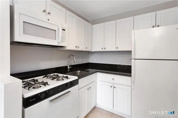 $2,000 | 99 Prospect Street, Unit 4A, Stamford, CT 06901