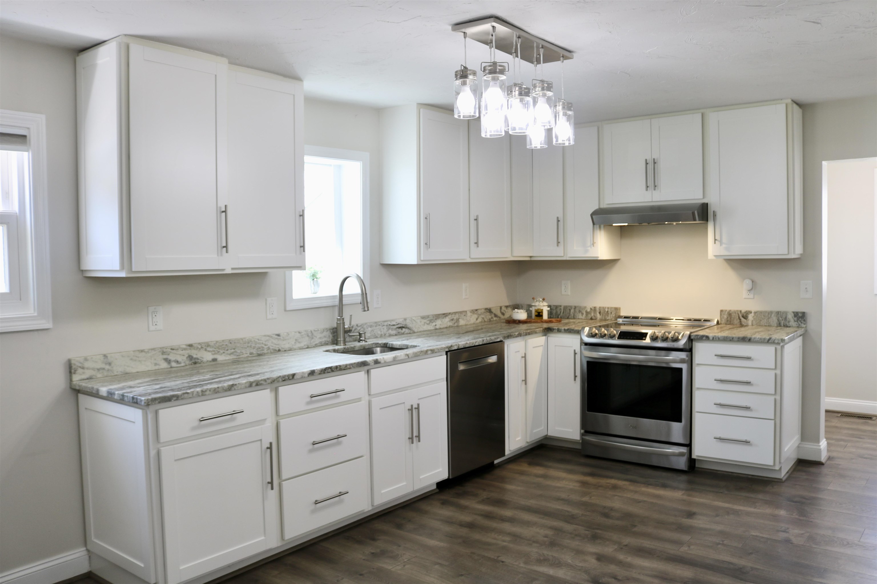 9 Charter Street Exeter, NH 03833 - Photo 4 of 25