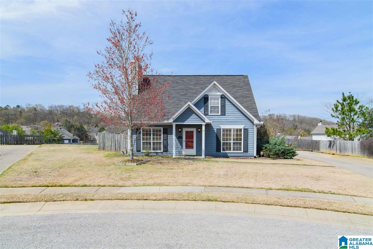 204 Stone Circle Pelham, AL 35124 - Photo 2 of 40