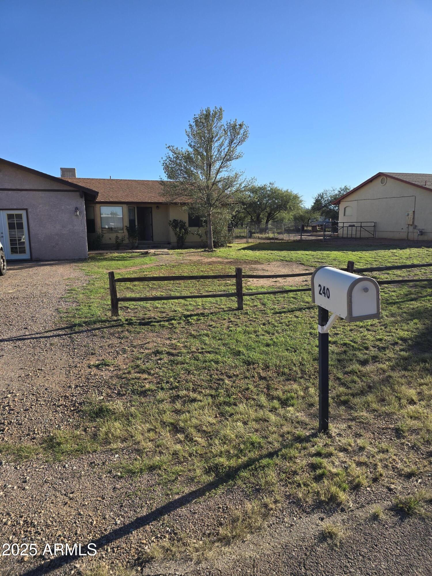 240 East Oak Street Huachuca City, AZ 85616 - Photo 2 of 43 20250930_162459