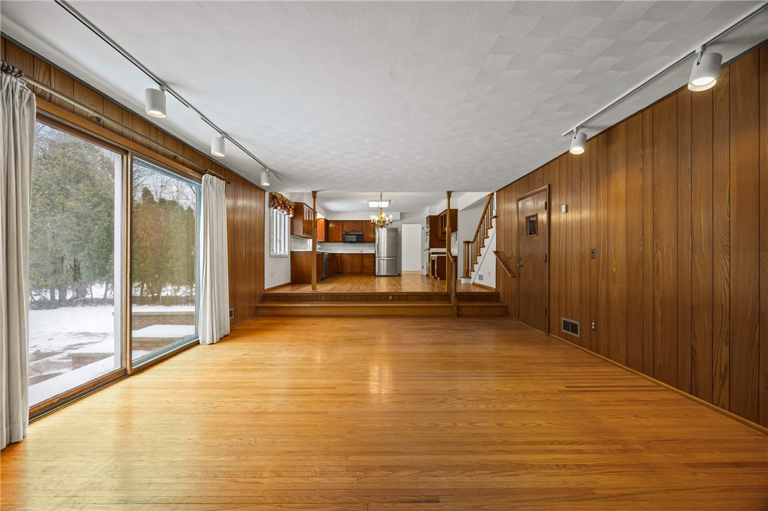 59 Callingham Road Pittsford, NY 14534 - Photo 11 of 40